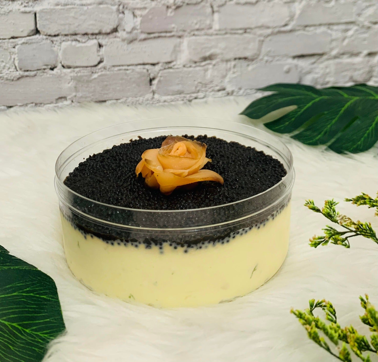 La Truffle Caviar Pie with Salmon Bits