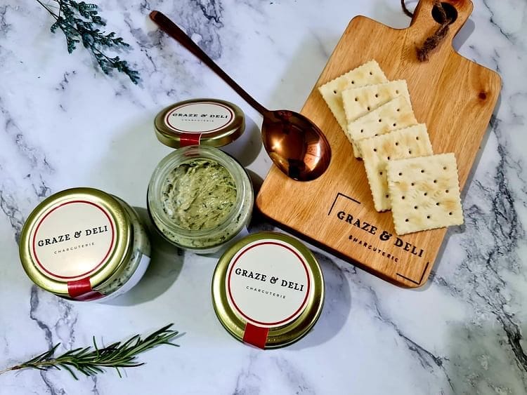 Pesto Cream Cheese